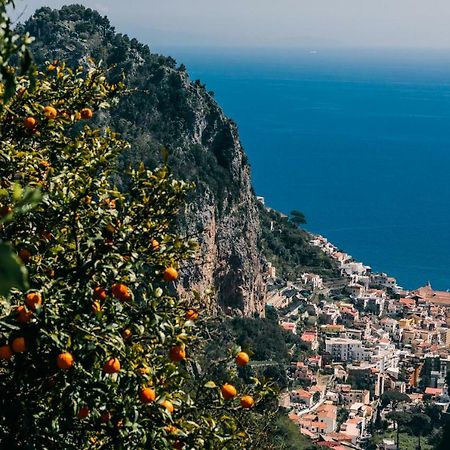 Lemon In The Air Apartment Scala Bagian luar foto